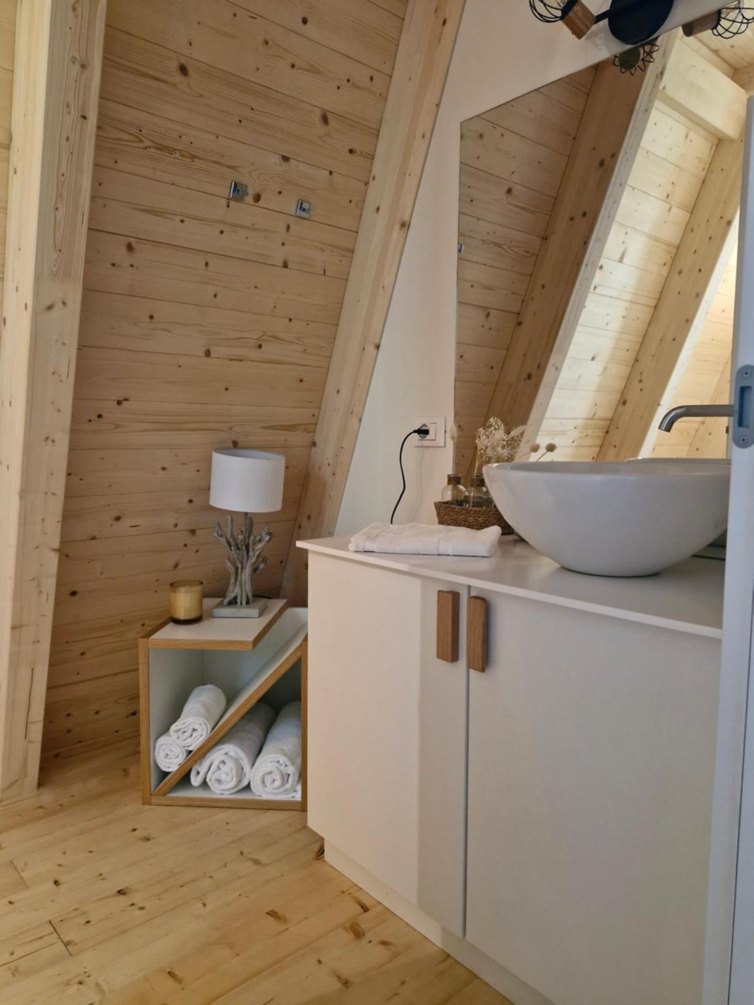 Ecolodges De Reve Dans Un Chateau De Conte De Fees Les-Trois-Moutiers Exterior foto